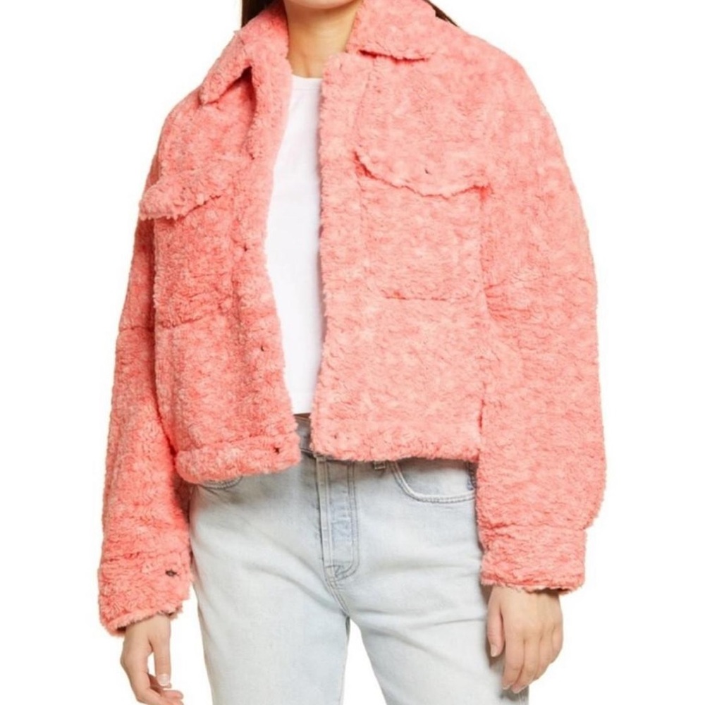 EUC Free People We The Free Pink Teddy Sherpa Jacket Small - Picture 2 of 4